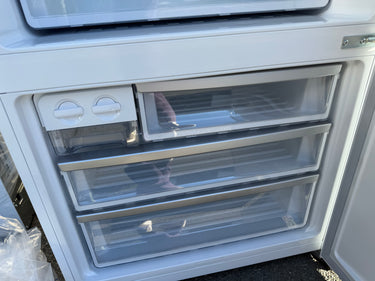 Factory second Westinghouse WBE5300WCR 496L Bottom Mount Fridge - Second Hand Appliances Geebung